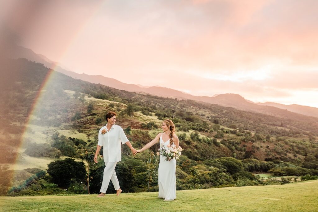 Brides eloping in the mountains of Oahu with Hawaii Wedding Officiant